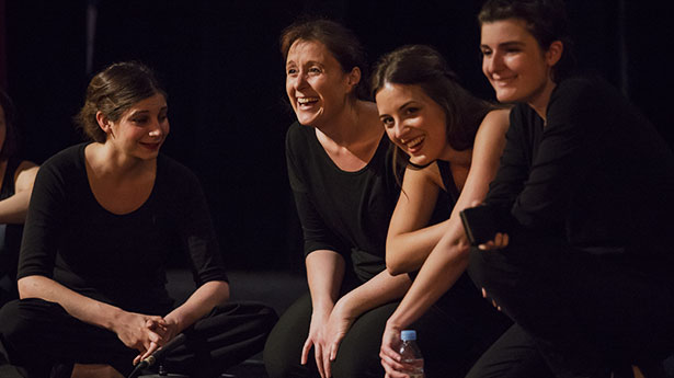 Après la formation chez Artefact | École de théâtre à Paris Après la formation chez Artefact